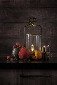 Nature morte moderne de différents types de fruits et d'éléments