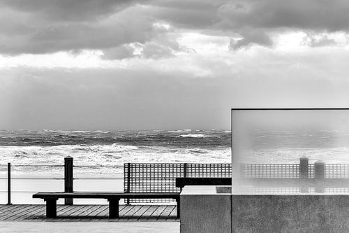 Banken op de promenade
