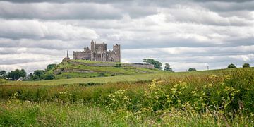 Rock of Cashel by Hanneke Luit