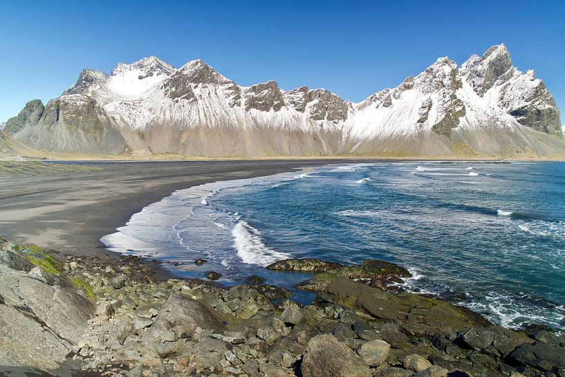 Iceland Vestrahorn mountain and Stokksnes black beach by Ronald Kromkamp