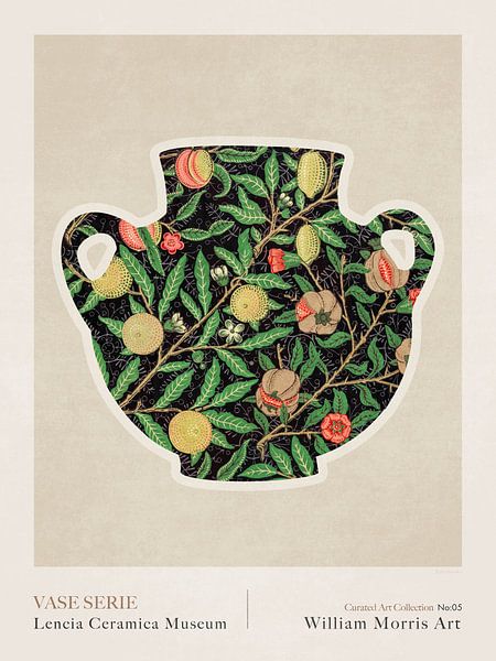 Greek Vase 05 von Emel Tunaboylu by The Artcircle