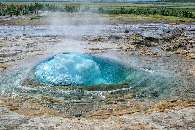 Natural hazards in Iceland by Patricia Hofmeester