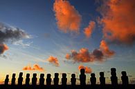 Moai au lever du soleil par Antwan Janssen Aperçu