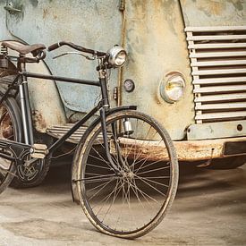Das Fahrrad und der LKW von Martin Bergsma