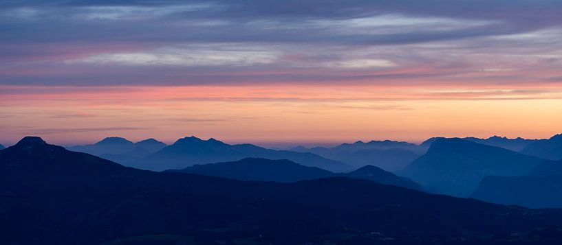 Der Abend steht in Flammen von Aljan Scholtens