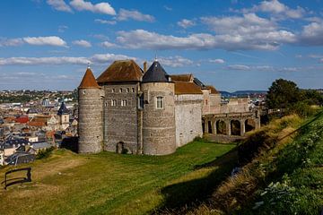 Kasteel van Dieppe in Normandië van Roland Brack