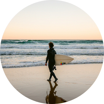 Surfen in de Algarve van Raisa Zwart