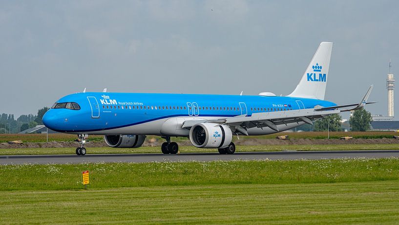 KLM's newest aircraft: the Airbus A321neo. by Jaap van den Berg