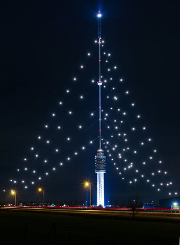 Gerbrandytoren grootste kerstboom van Ronald Molegraaf