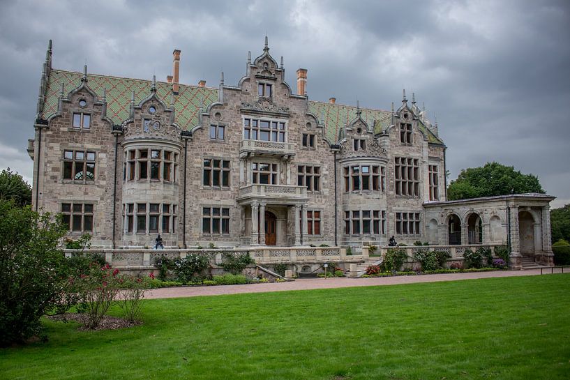 Adembenemend kasteelterrein in Altenstein Park van Oliver Hlavaty