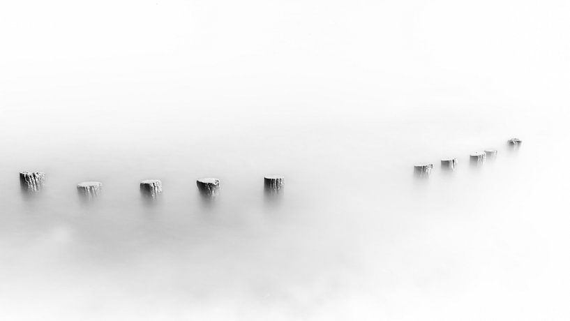 A minimalist seascape by Eddy Westdijk