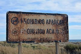 No parking, rusty Spanish traffic sign by My Footprints