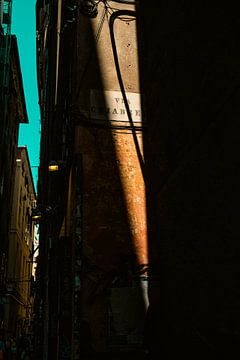 Streets of Genoa van Lima Fotografie