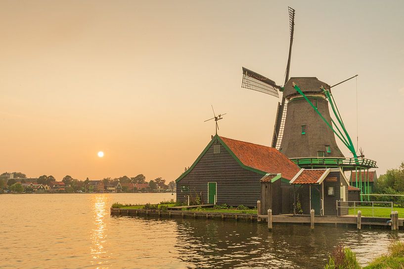 When evening falls by Karin Riethoven
