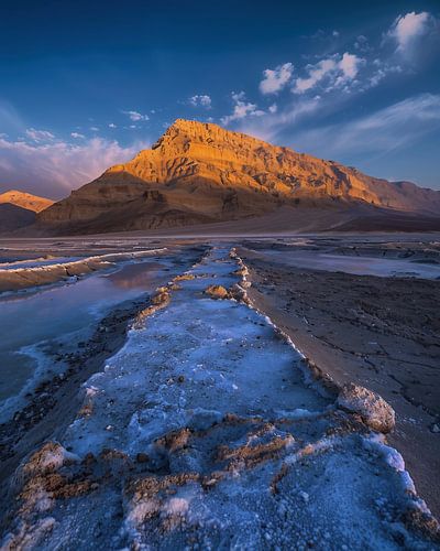 Sunset kisses on Iceland's rocks