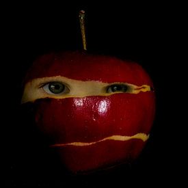 apple of my eye von Jan van den Heuij