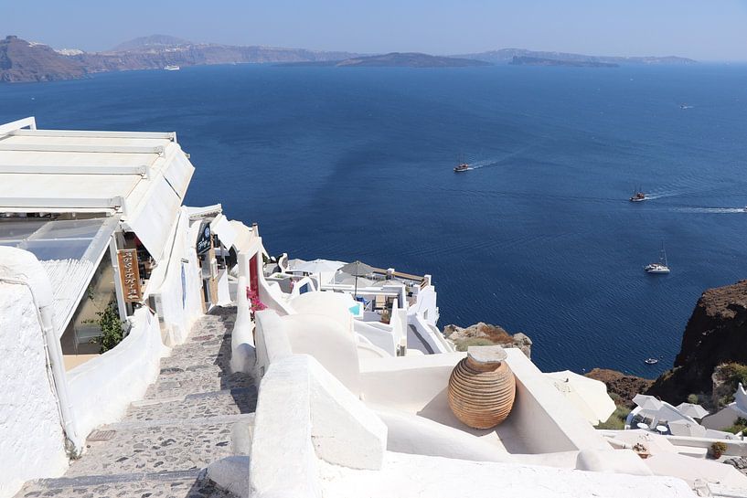Santorini by Hello Pompoyo