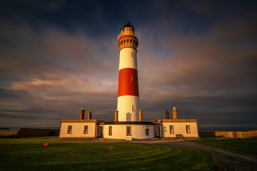 Phare de Buchanness par Wojciech Kruczynski