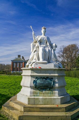 Statue de la reine Victoria en 1837