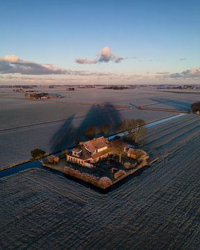 Winterse rust in het Friese landschap van Ewold Kooistra