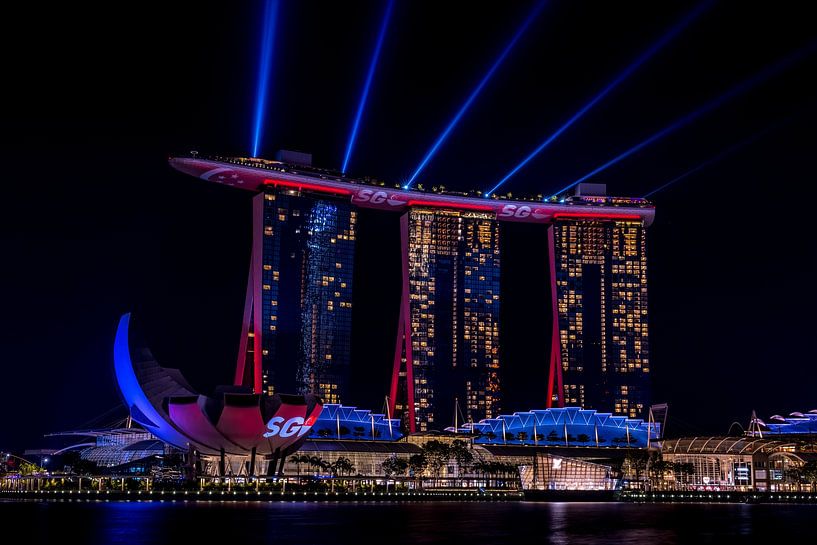 Singapore by Hello Pompoyo
