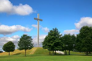 Päpstliches Kreuz