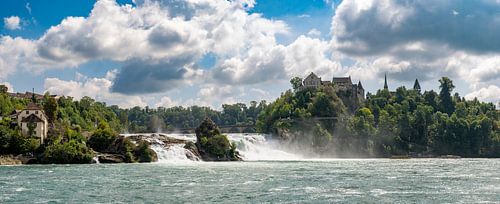 Rijnwaterval waterval in de Rijn panoramisch uitzicht