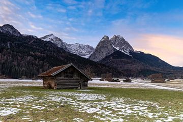 Sfeervol begin van de dag in Werdenfelser Land