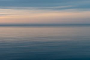 Abstrakt Sonnenuntergang Meer - Bali von Ellis Peeters