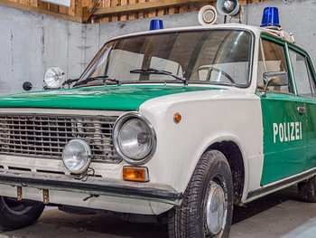 Polizeiauto aus der ehemaligen DDR