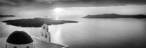 Sunset over the Aegean Sea in Greece in black and white by Manfred Voss, Schwarz-weiss Fotografie