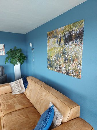 August Renoir. Vrouw met parasol in tuin