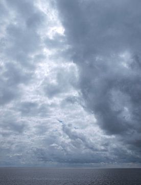 Wolken boven Waddenzee van Rinke Velds