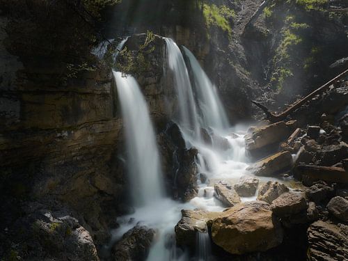 Kuhfluchtwasserfall in sunlight 2