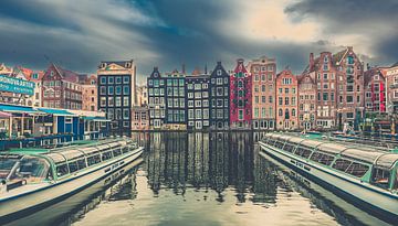 Damrak in der Reflexion