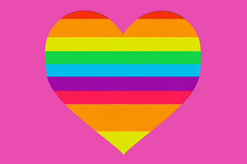 Regenbooghart op roze achtergrond