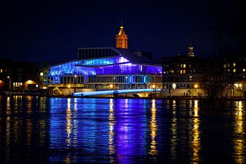 Venlo | Evening shot of the high water in the Maas (Maaspoort)