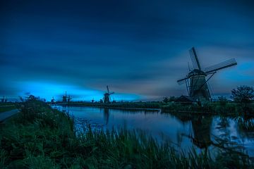 Kinderdijk Nederland by Dick van der Wilt