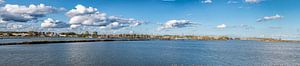 Panoramablick auf die Skyline von Enkhuizen.