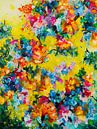 Bee's eye view - bloemen impressie in warme kleuren van Qeimoy thumbnail