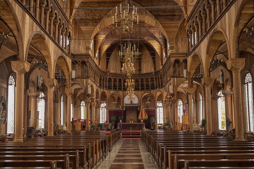 Das Innere der hölzernen Sint Petrus und Paulus Kathedrale in Paramaribo von Patricia Hofmeester