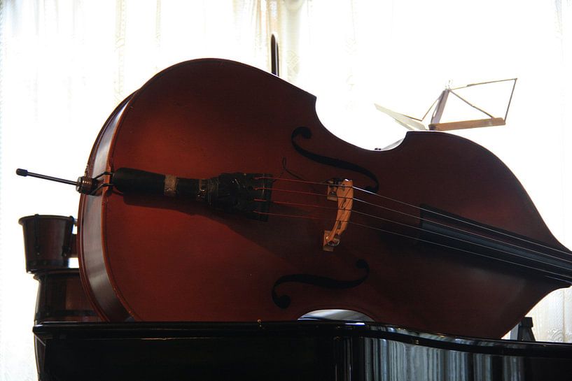 Cello op piano van Mr Greybeard