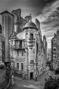 The Writers‘ Museum, Lady Stair's Close - Monochrome by Melanie Viola