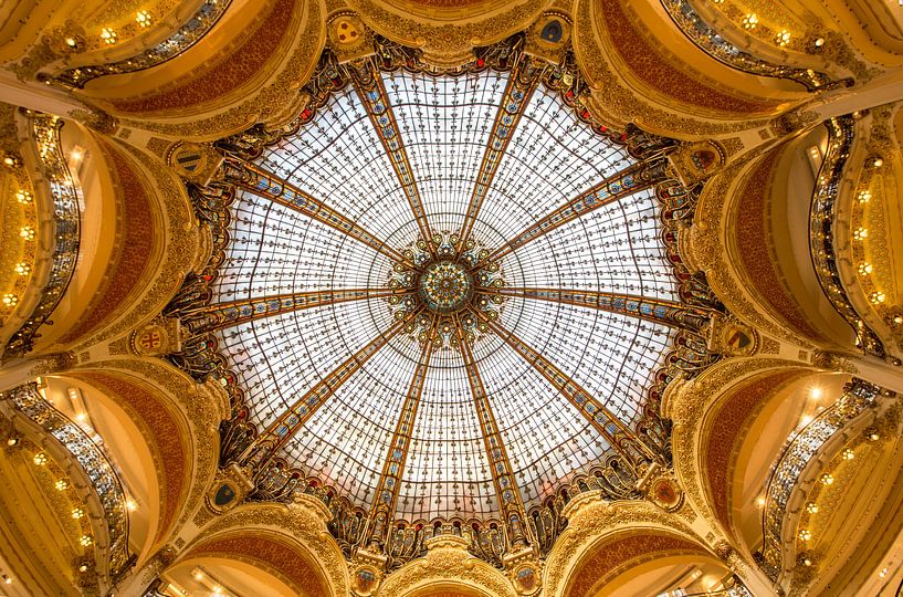 Ceiling of Galeries Lafayette Paris by Kelly van den Brande