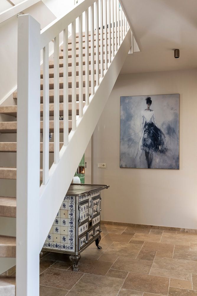 Abstract en elegant portret in blauw en wit (gezien bij vtwonen)  van Studio Allee 