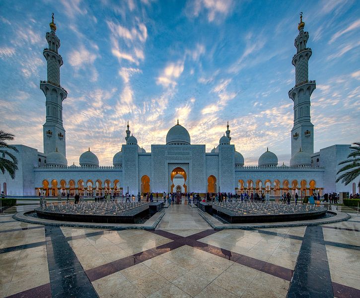 Sheikh Zayed Mosque bij zonsondergang van Rene Siebring