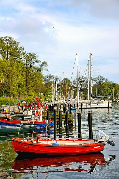 Im Seglerhafen von Neustadt in Holstein von Gisela Scheffbuch