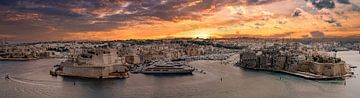 Kalkara Malta bij zonsondergang van Dieter Walther