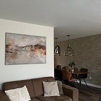 Klantfoto: Abstract schilderij beige zandtinten met structuur van Joriali Abstract, als ArtFrame