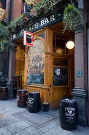 Cafe in Dublin, Ireland by Kees van Dun